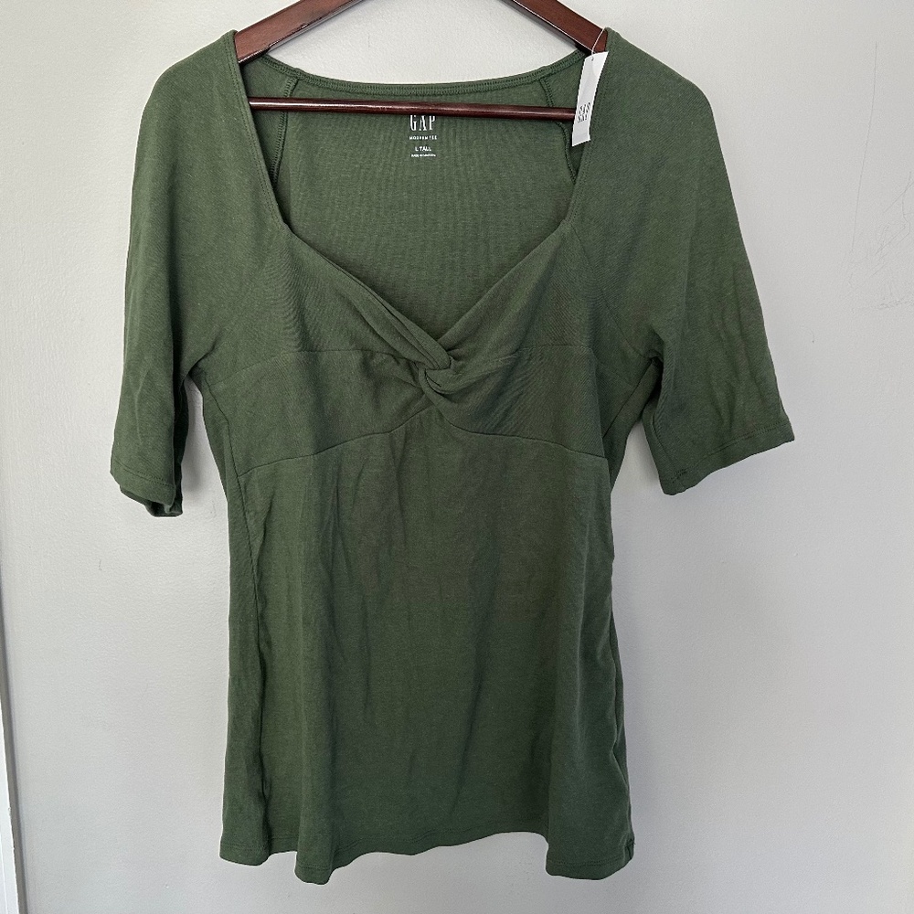 NWT GAP Green Short Sleeve Tee T Shirt
